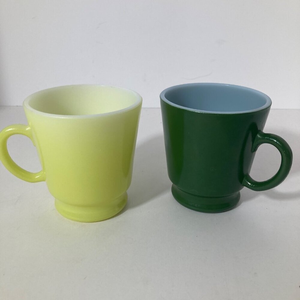 2 Vintage‎ Hazel Atlas Milk Glass Small Coffee Cups Yellow Green 3"